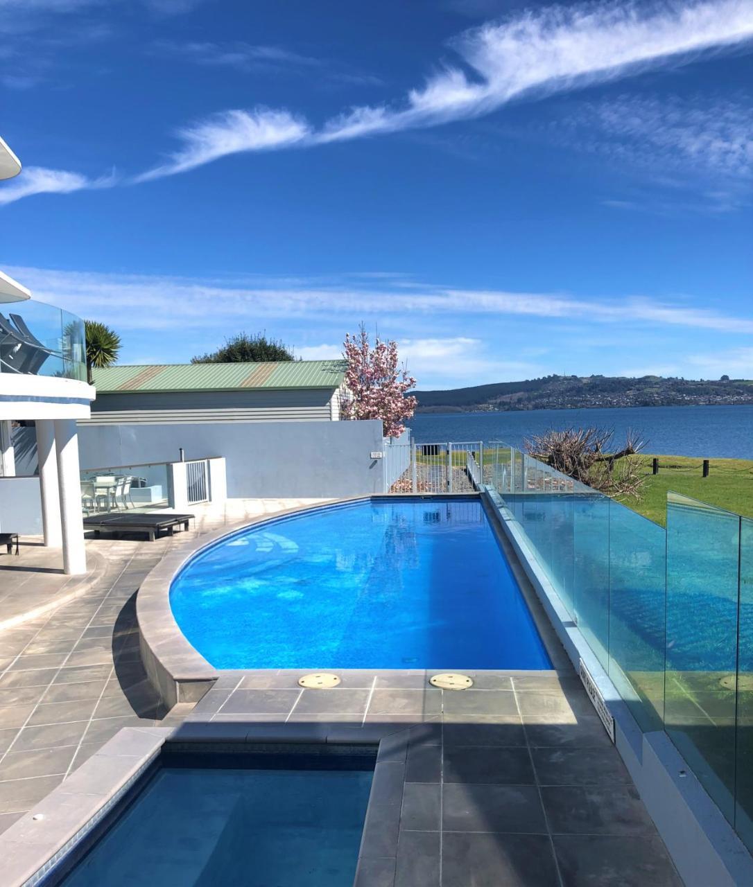 Lakeside Apartment Waimahana 1 Lac Lac Taupo Extérieur photo